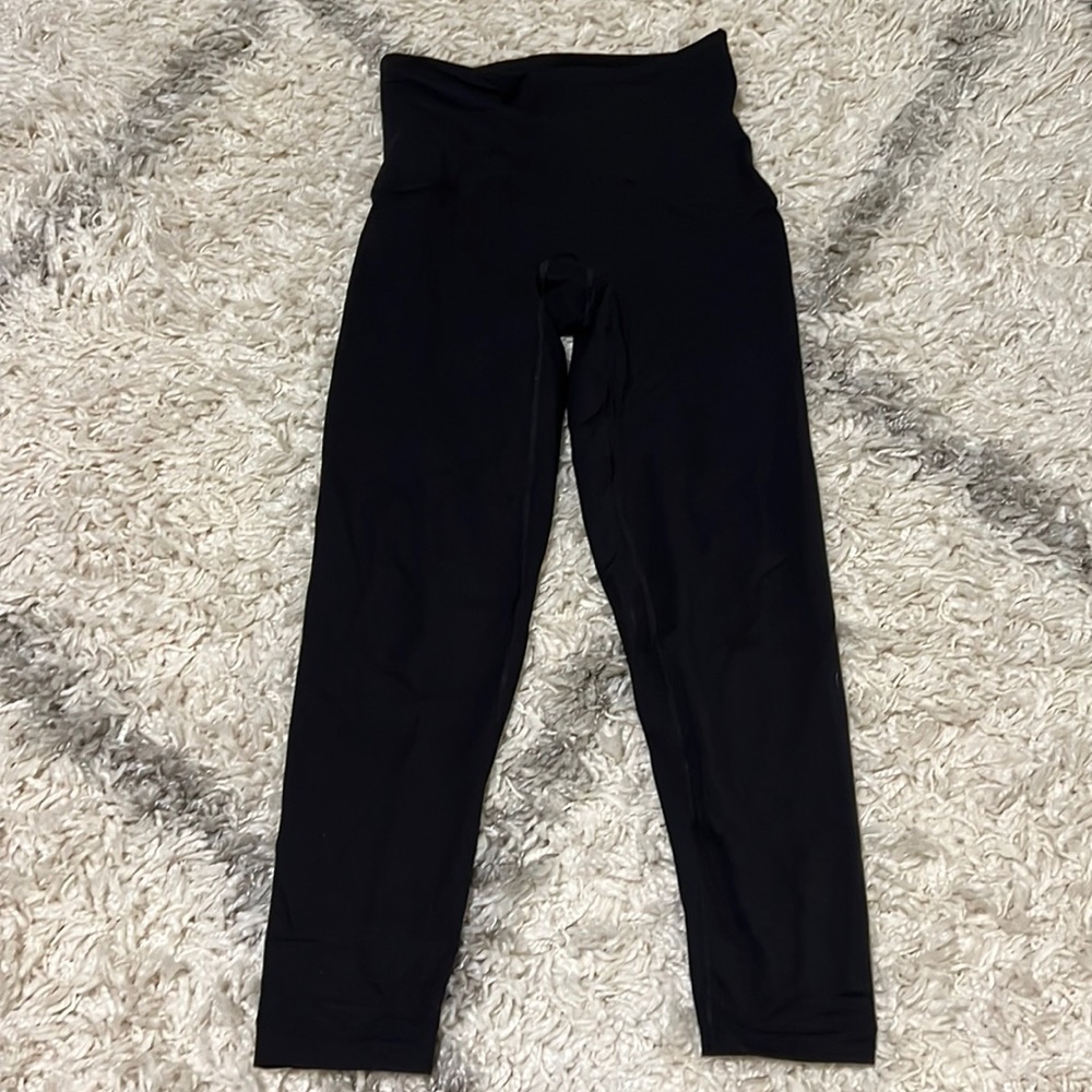 Spanx booty sculpting black leggings.